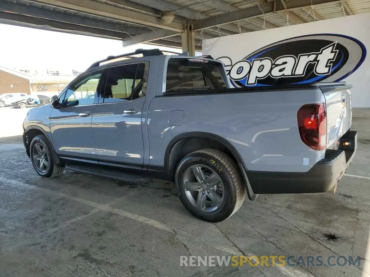 2 fotografías del automóvil dañado 5FPYK3F74PB043228 HONDA RIDGELINE 2023