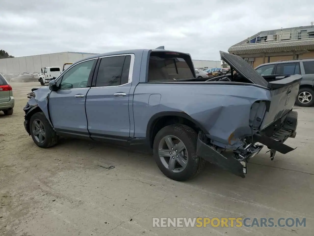 2 fotografías del automóvil dañado 5FPYK3F79PB046254 HONDA RIDGELINE 2023