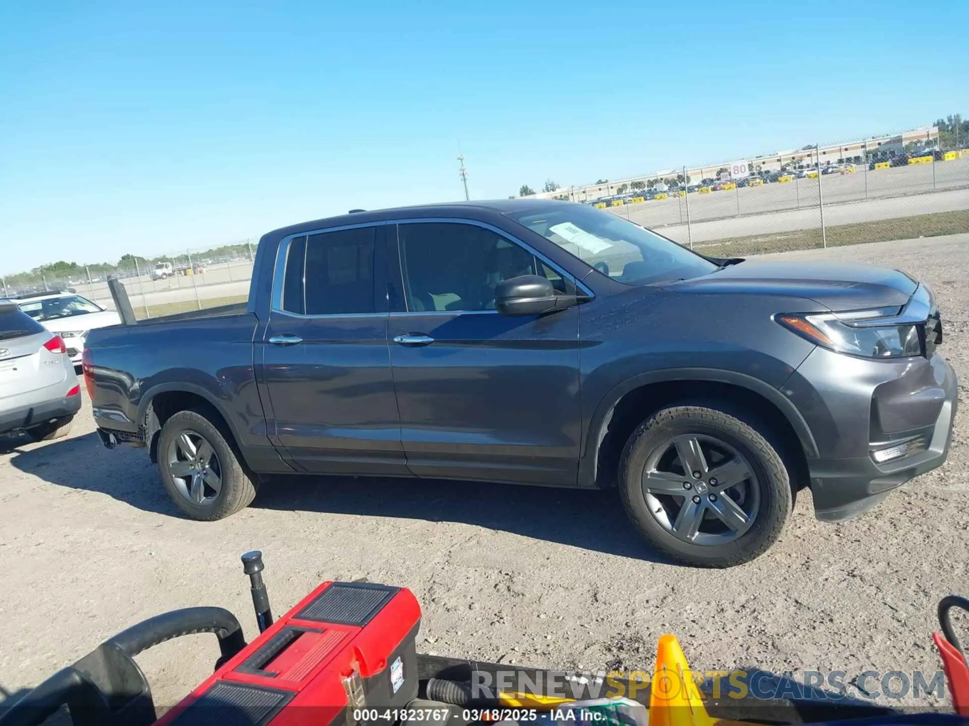 14 fotografías del automóvil dañado 5FPYK3F7XPB007950 HONDA RIDGELINE 2023