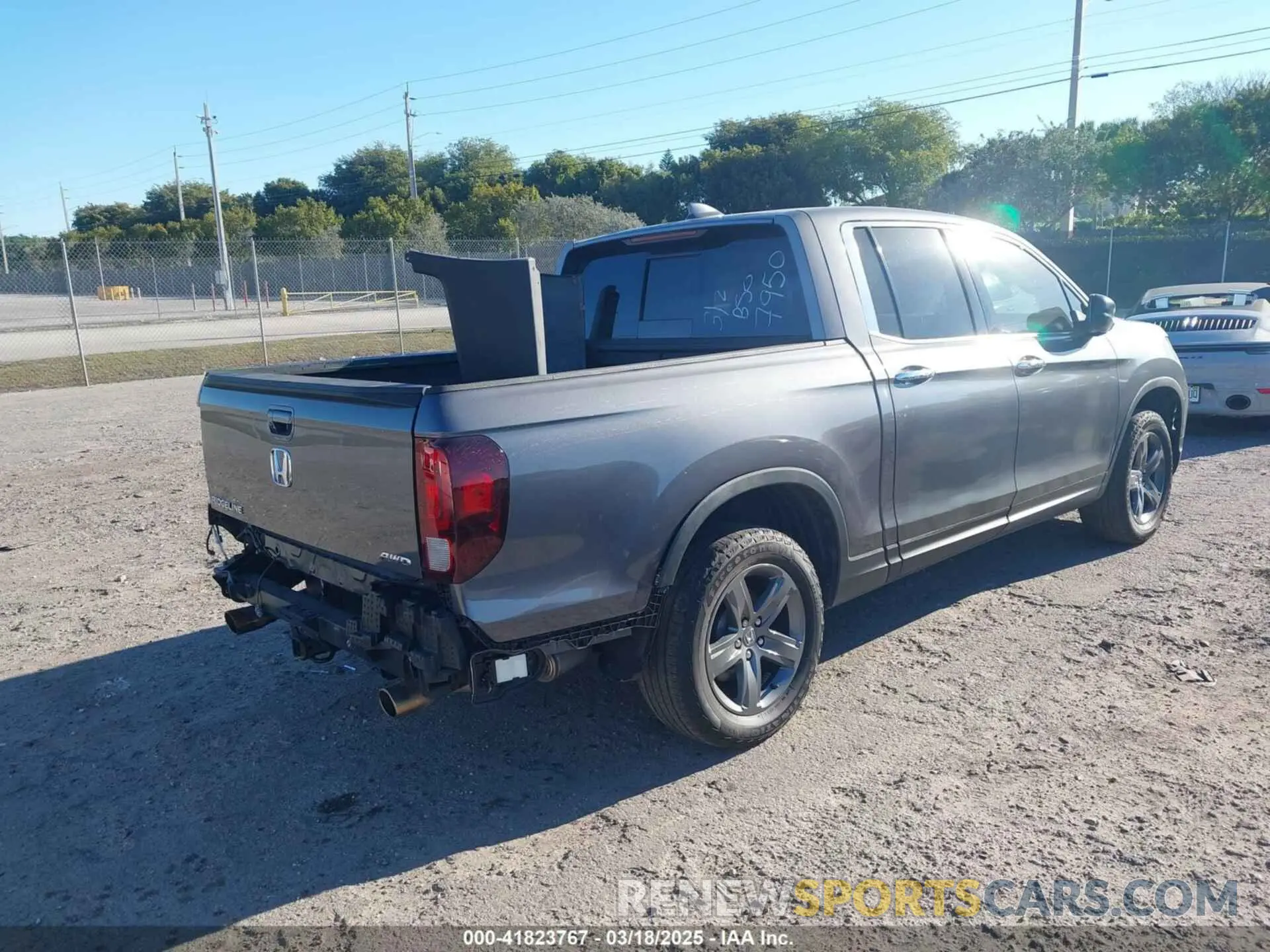 4 fotografías del automóvil dañado 5FPYK3F7XPB007950 HONDA RIDGELINE 2023