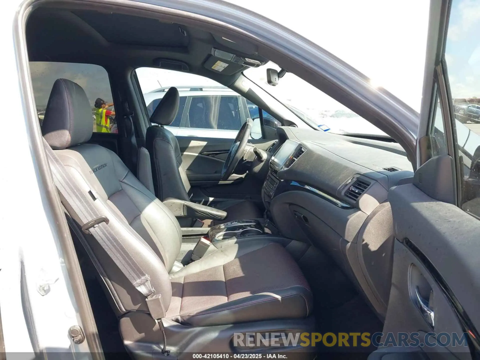 5 fotografías del automóvil dañado 5FPYK3F83PB022931 HONDA RIDGELINE 2023