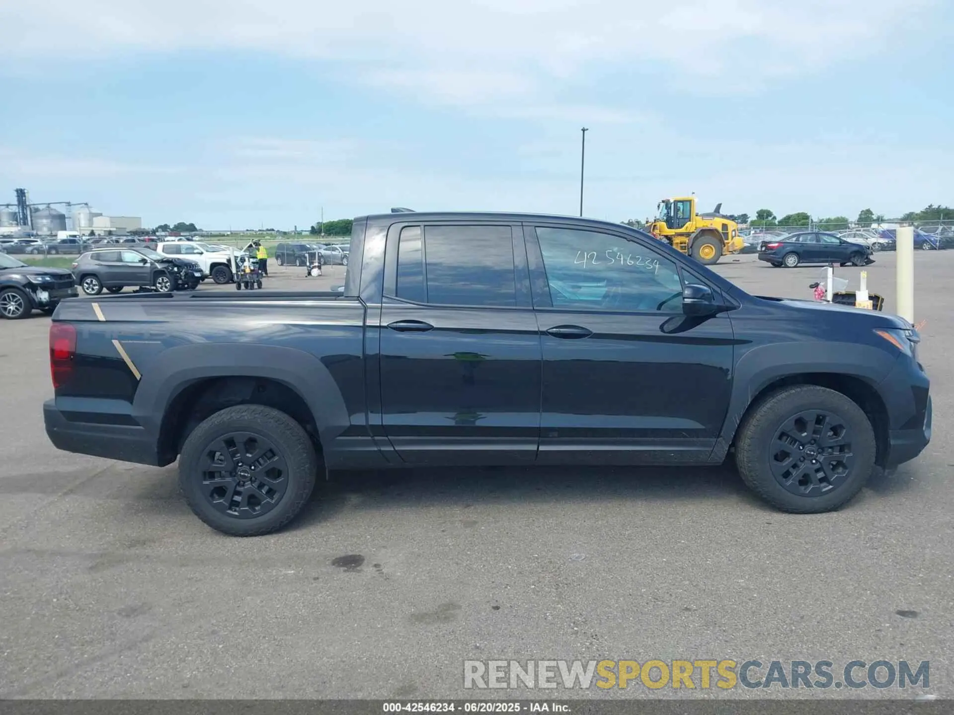 13 fotografías del automóvil dañado 5FPYK3F85PB016189 HONDA RIDGELINE 2023