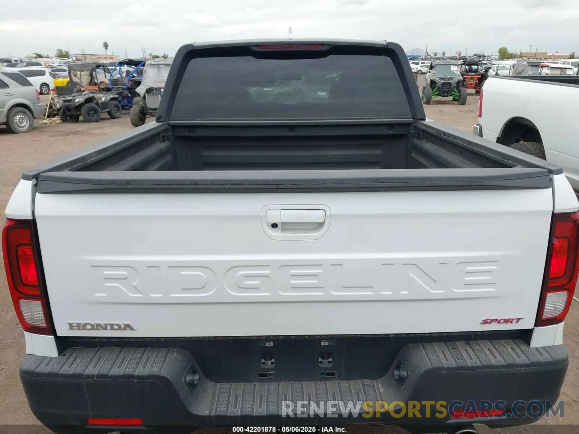 16 fotografías del automóvil dañado 5FPYK3F11RB014302 HONDA RIDGELINE 2024
