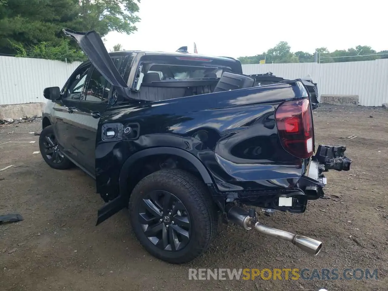 2 fotografías del automóvil dañado 5FPYK3F12RB015345 HONDA RIDGELINE 2024