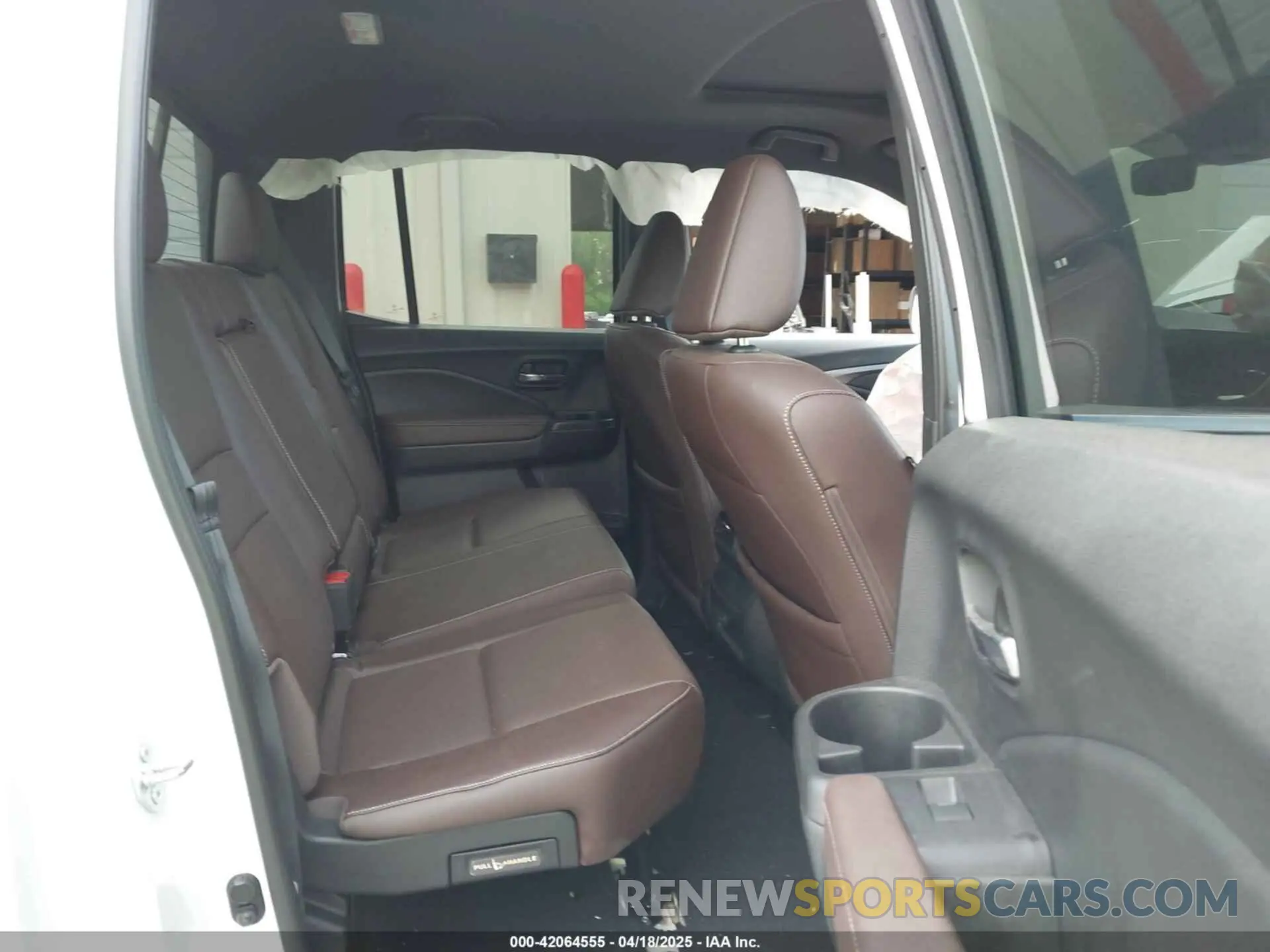 8 fotografías del automóvil dañado 5FPYK3F54RB011834 HONDA RIDGELINE 2024