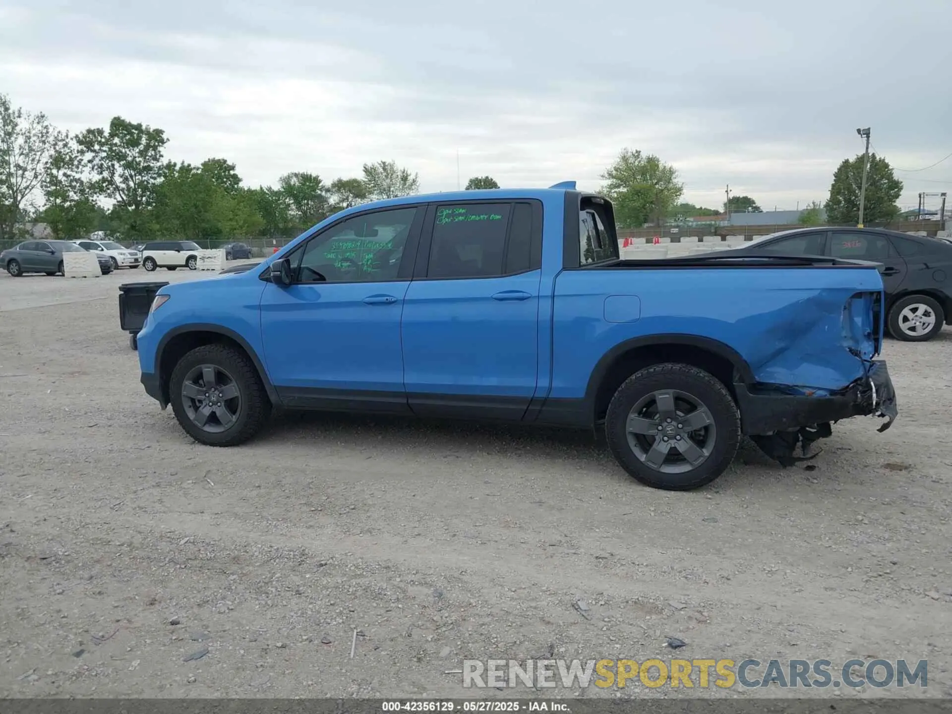 14 fotografías del automóvil dañado 5FPYK3F68RB022103 HONDA RIDGELINE 2024