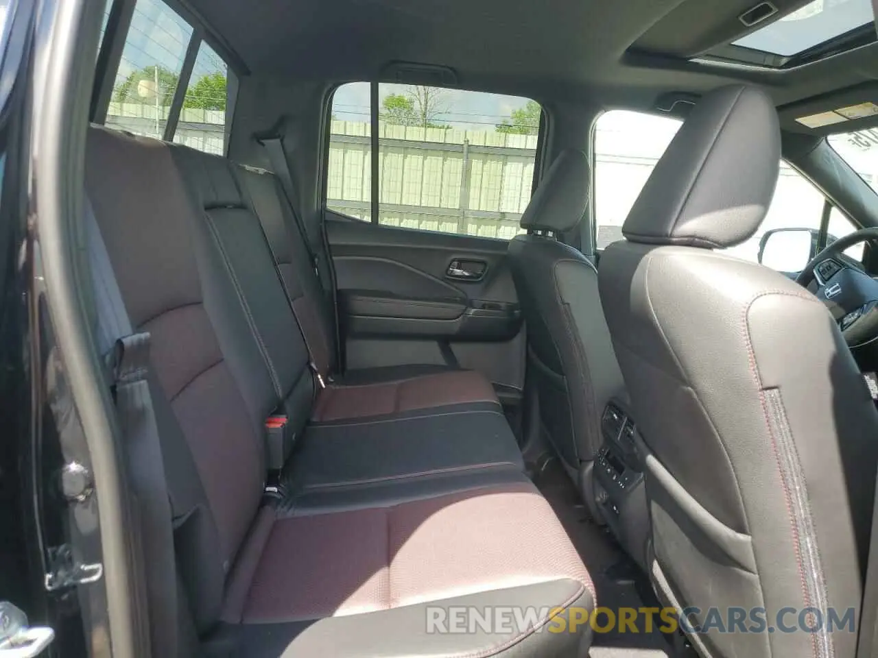 10 fotografías del automóvil dañado 5FPYK3F8XRB028731 HONDA RIDGELINE 2024