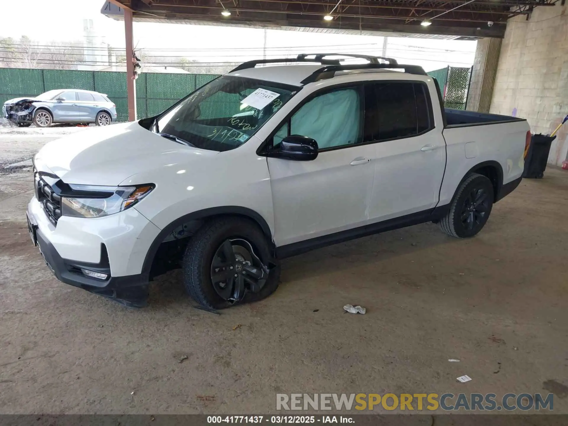 2 fotografías del automóvil dañado 5FPYK3F19SB002744 HONDA RIDGELINE 2025