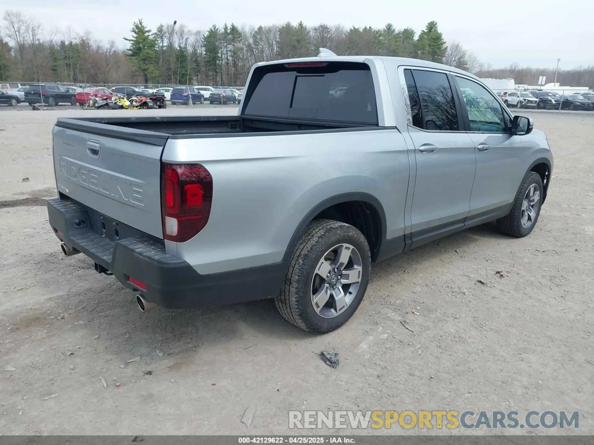 4 fotografías del automóvil dañado 5FPYK3F57SB001983 HONDA RIDGELINE 2025