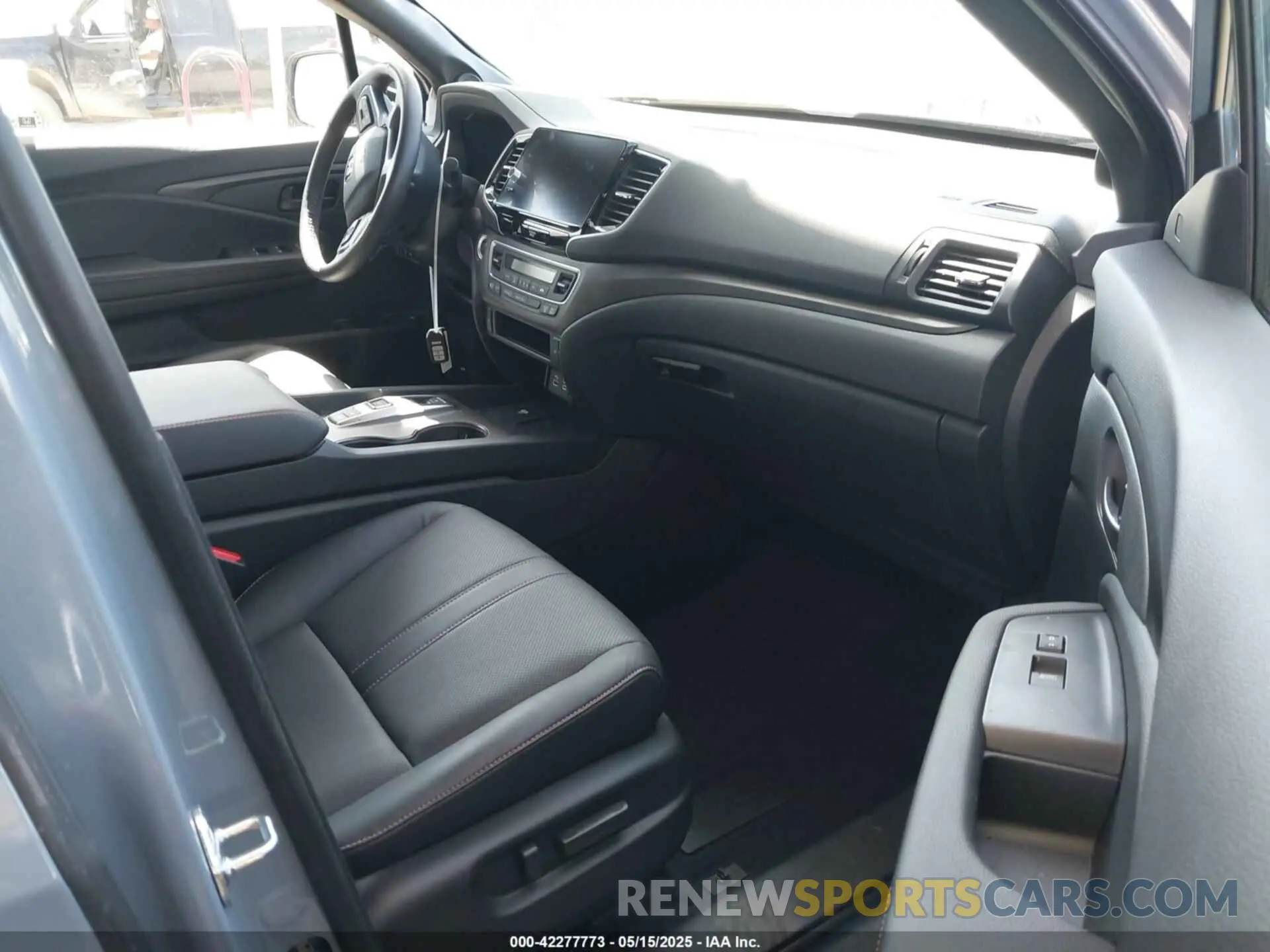 5 fotografías del automóvil dañado 5FPYK3F62SB020286 HONDA RIDGELINE 2025