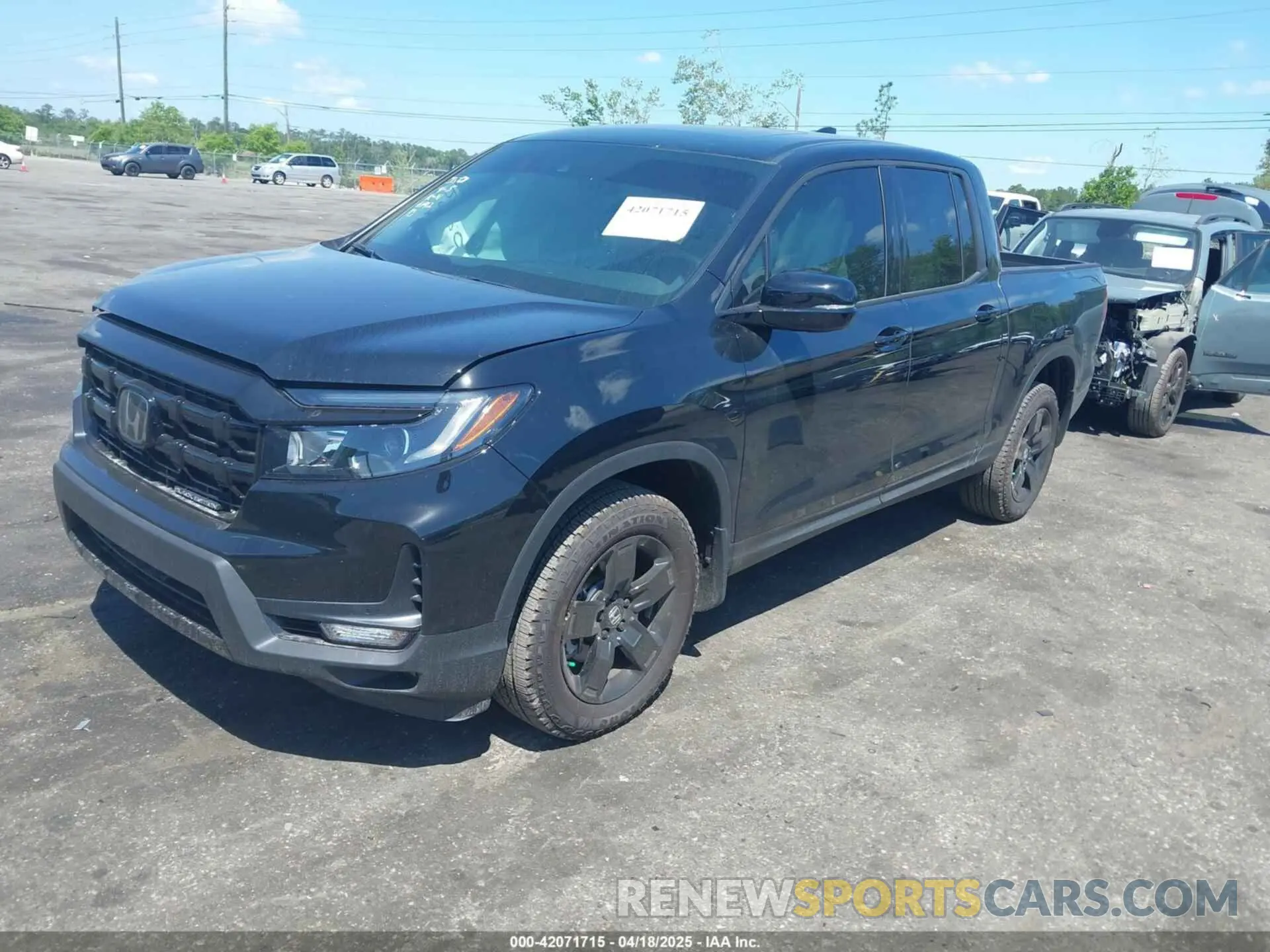 2 fotografías del automóvil dañado 5FPYK3F85SB016492 HONDA RIDGELINE 2025
