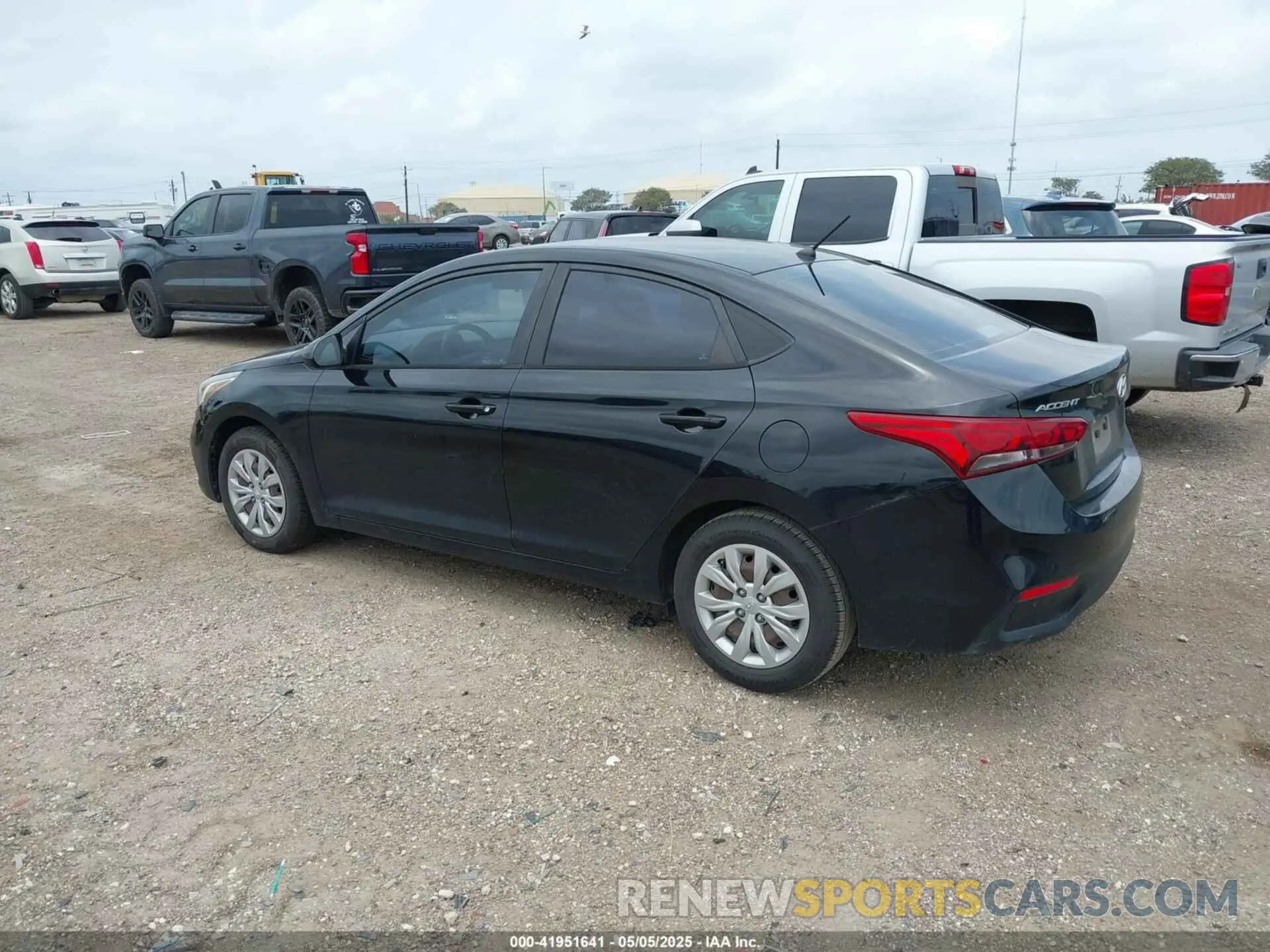 3 fotografías del automóvil dañado 3KPC24A30KE051161 HYUNDAI ACCENT 2019
