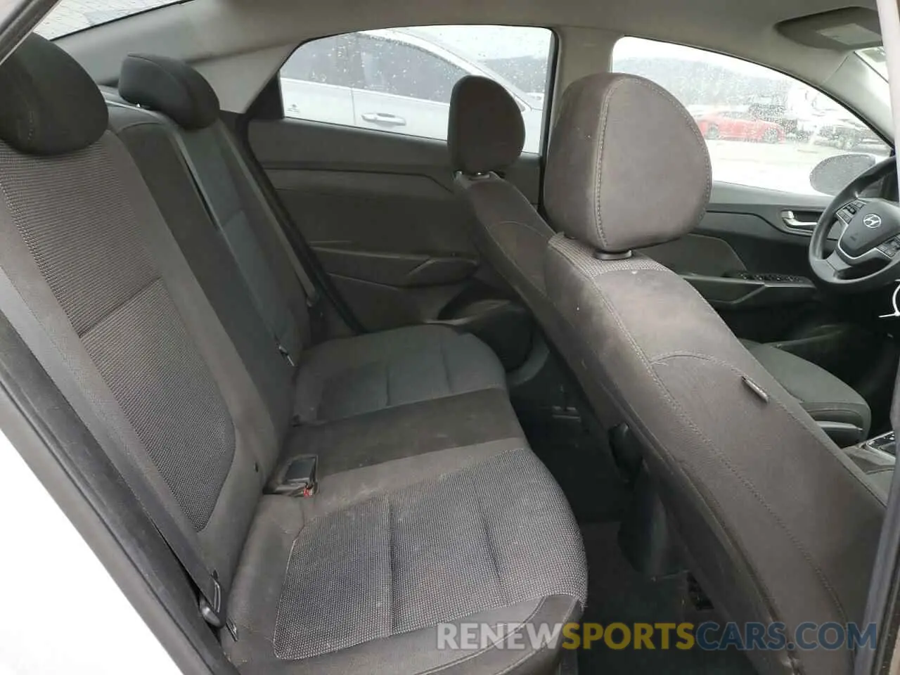 10 fotografías del automóvil dañado 3KPC24A30KE069885 HYUNDAI ACCENT 2019