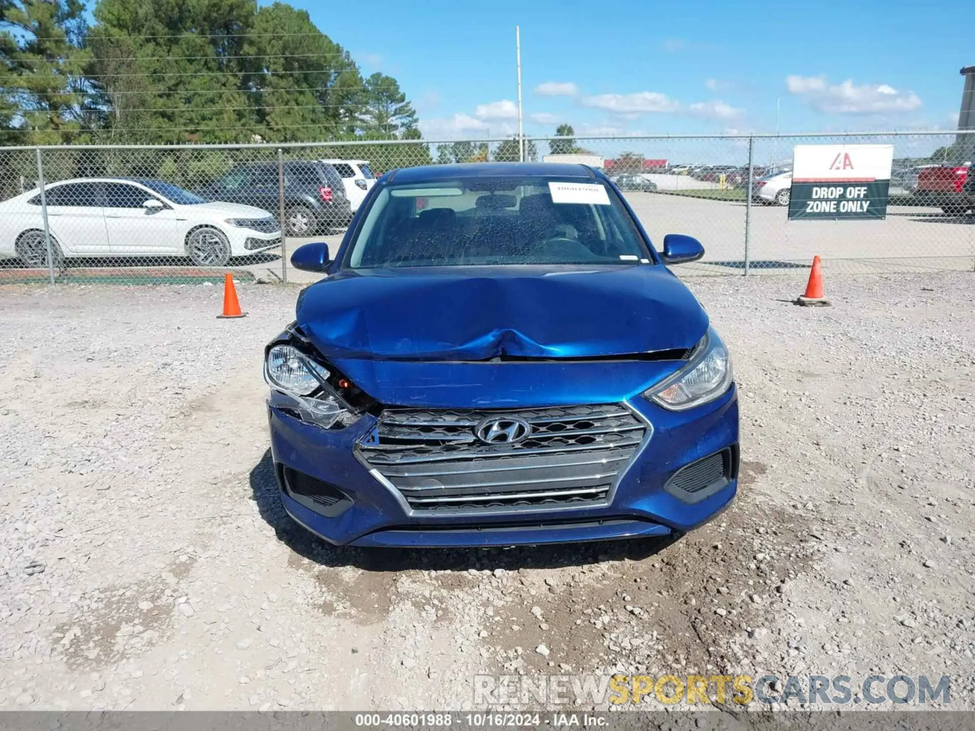 12 fotografías del automóvil dañado 3KPC24A30KE070213 HYUNDAI ACCENT 2019
