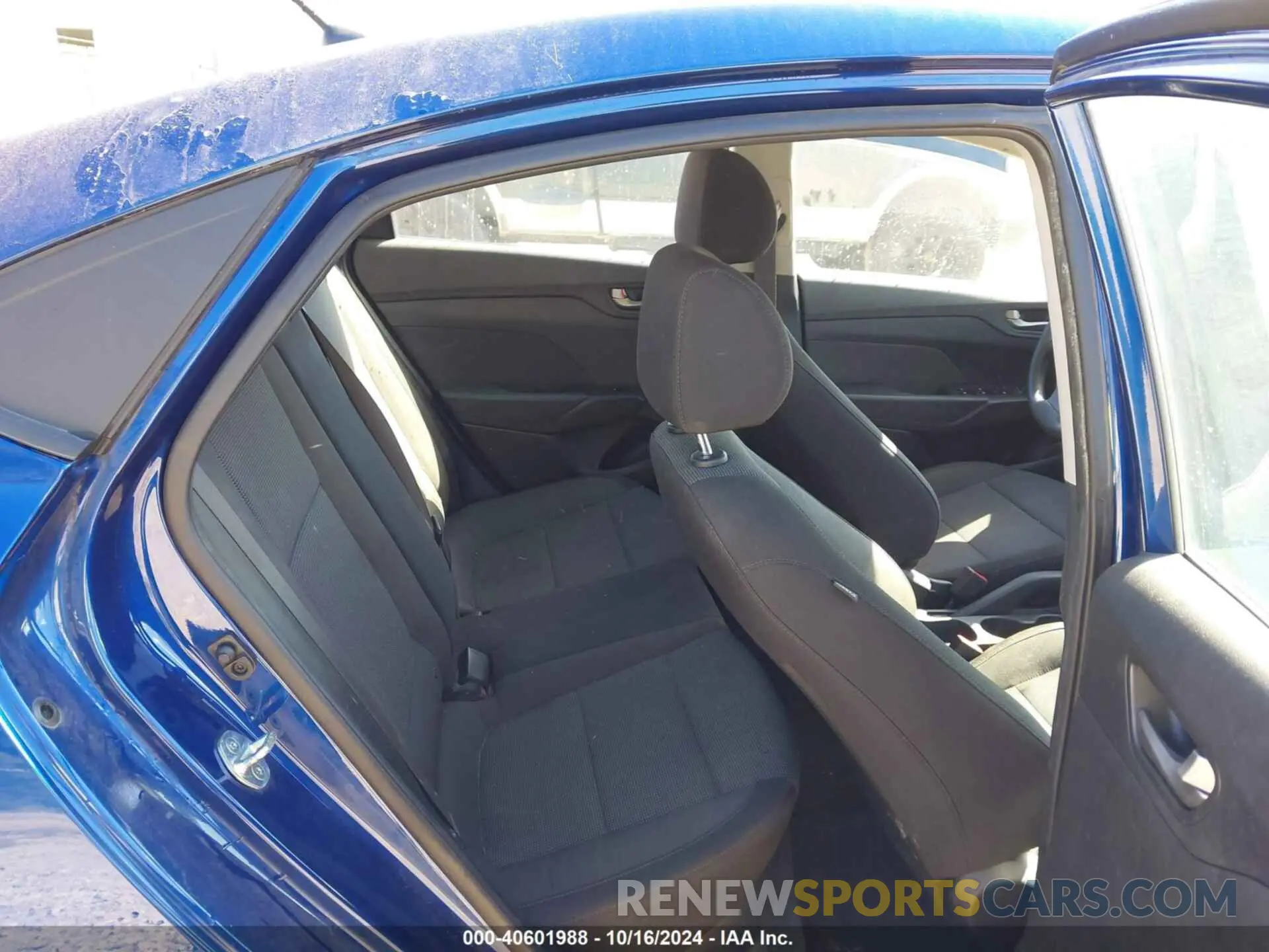 8 fotografías del automóvil dañado 3KPC24A30KE070213 HYUNDAI ACCENT 2019