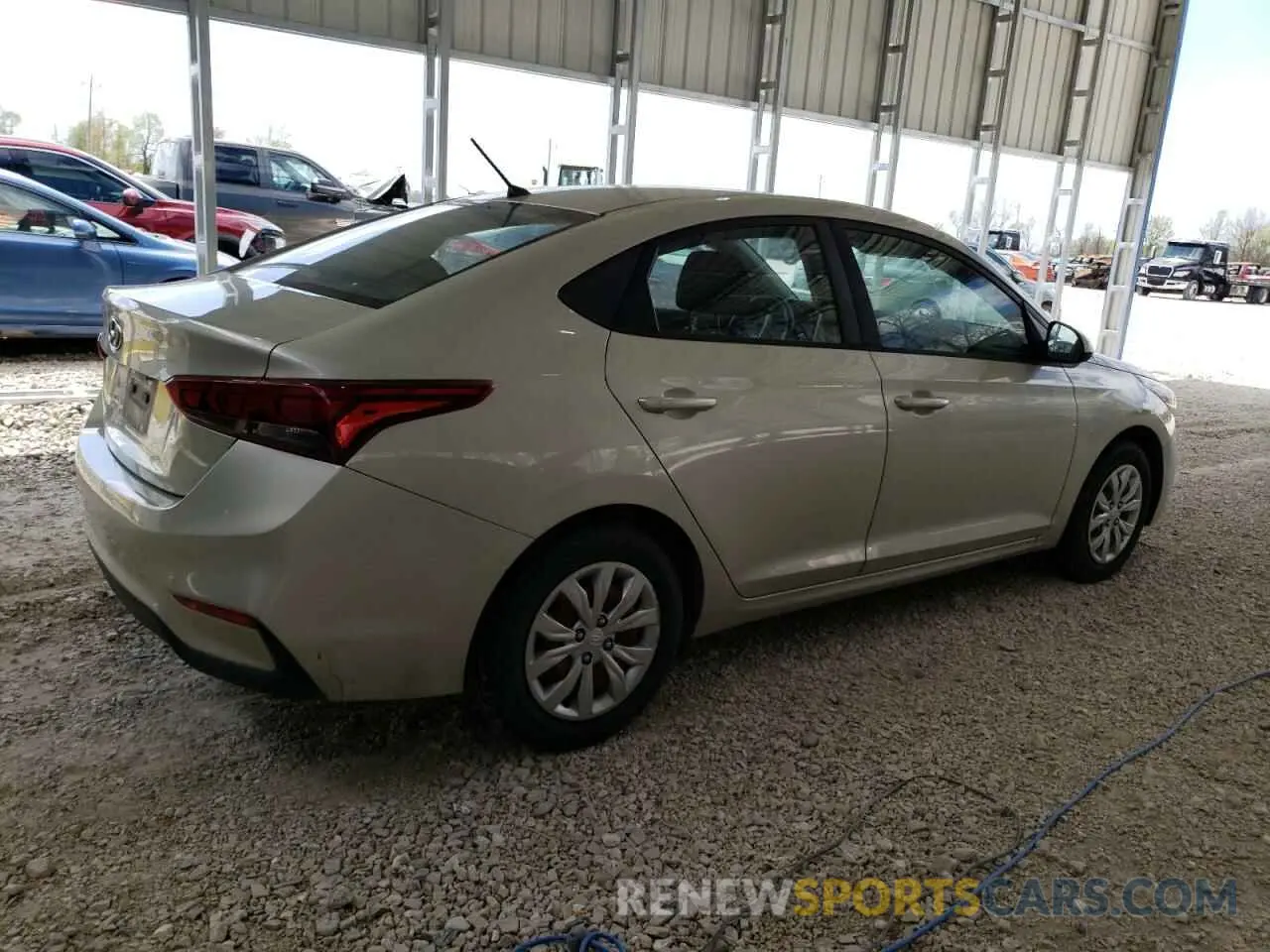 3 fotografías del automóvil dañado 3KPC24A31KE050763 HYUNDAI ACCENT 2019