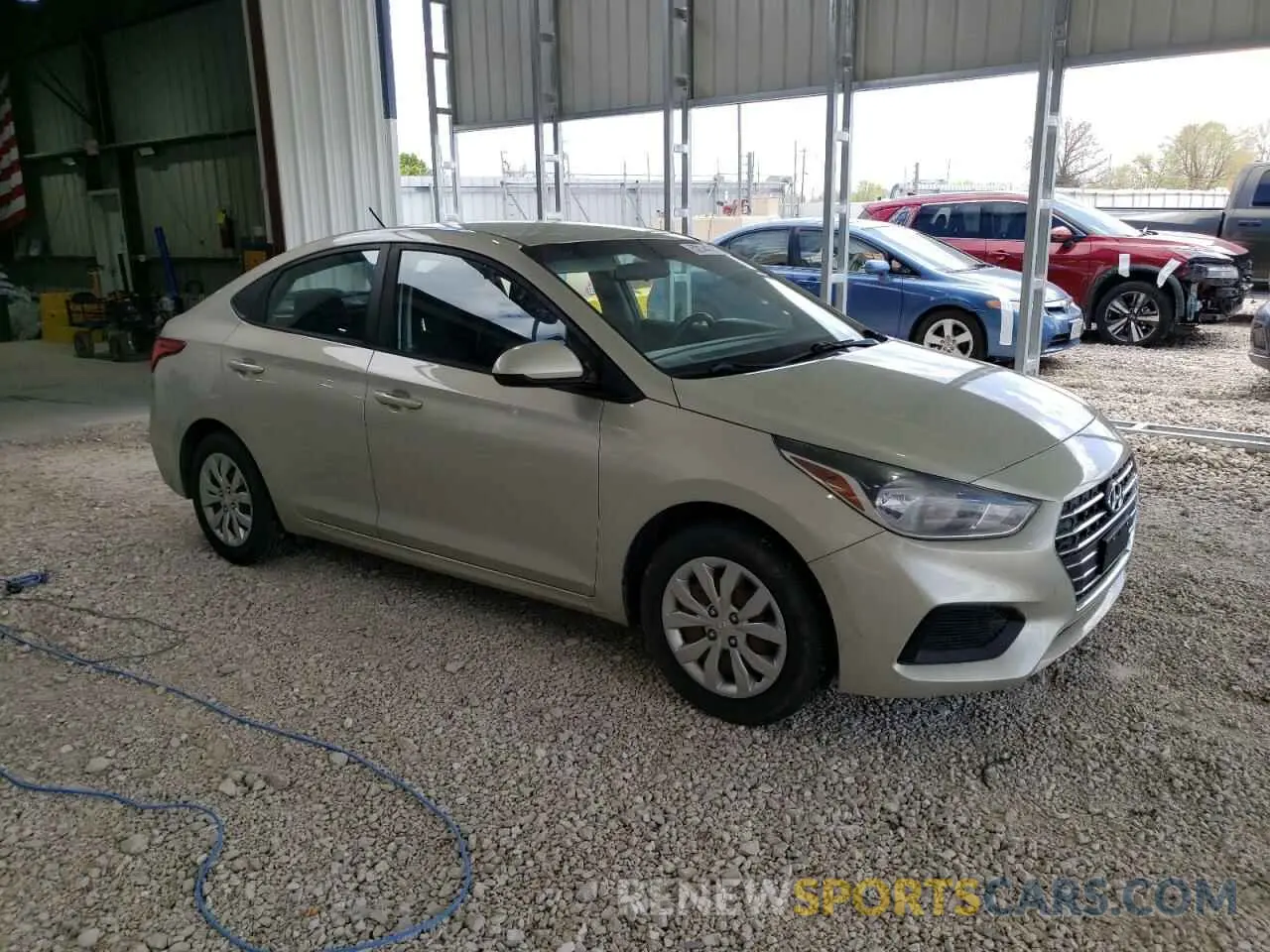 4 fotografías del automóvil dañado 3KPC24A31KE050763 HYUNDAI ACCENT 2019