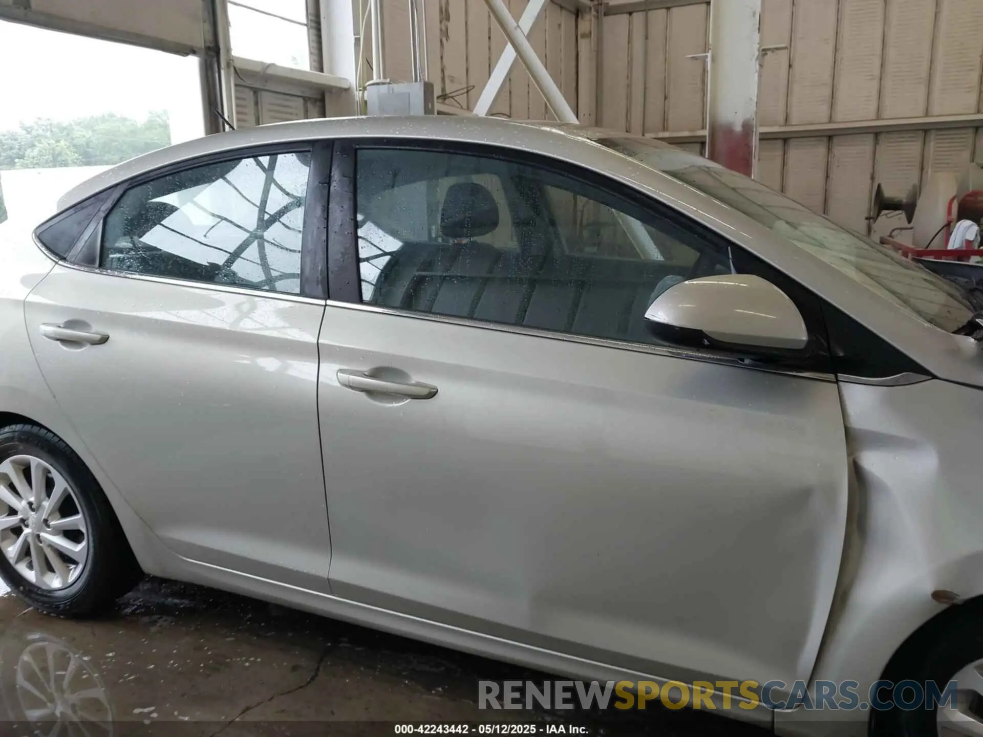 12 fotografías del automóvil dañado 3KPC24A31KE061360 HYUNDAI ACCENT 2019