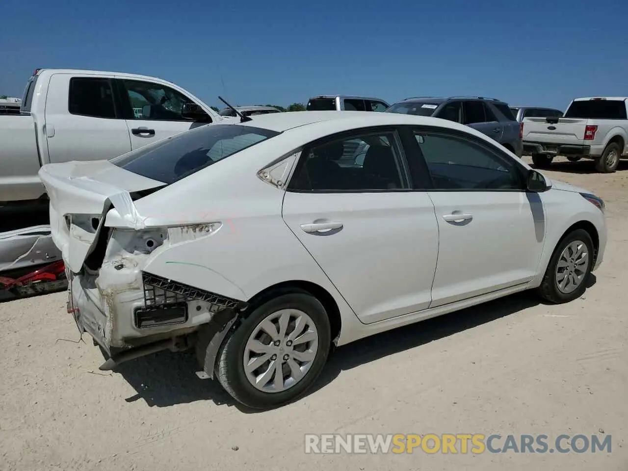 3 fotografías del automóvil dañado 3KPC24A31KE066512 HYUNDAI ACCENT 2019
