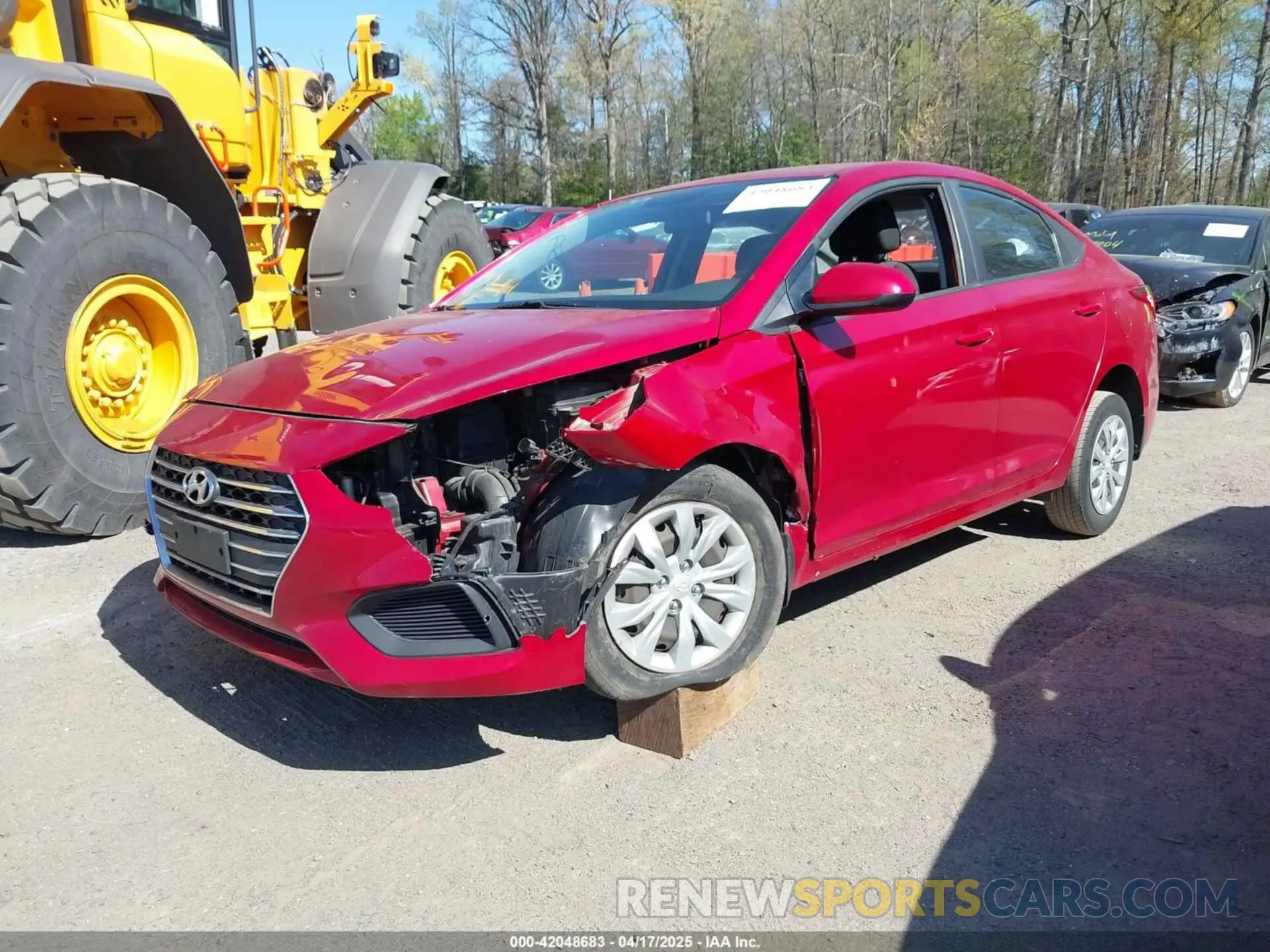 2 fotografías del automóvil dañado 3KPC24A31KE077073 HYUNDAI ACCENT 2019