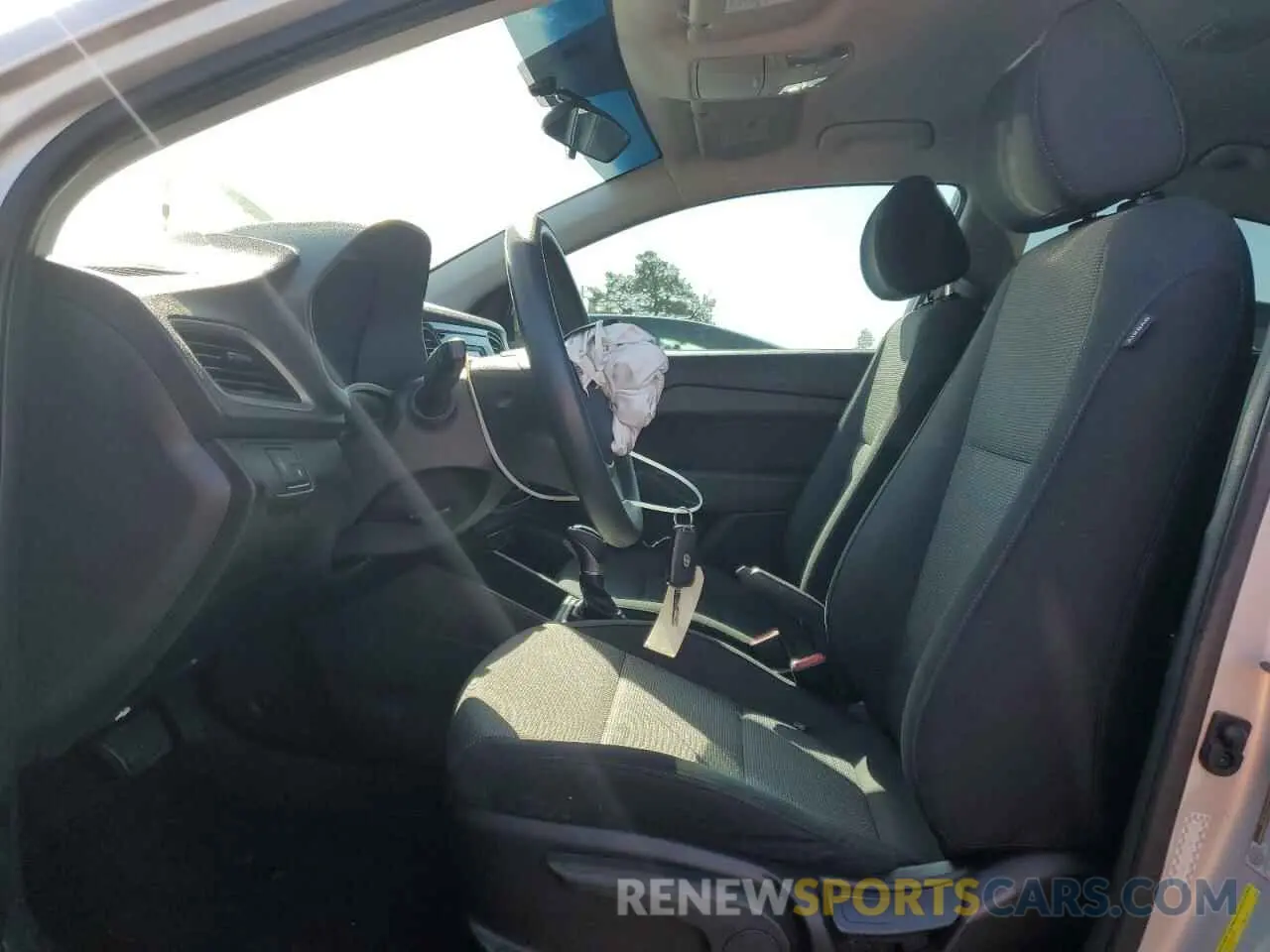7 fotografías del automóvil dañado 3KPC24A31KE084816 HYUNDAI ACCENT 2019