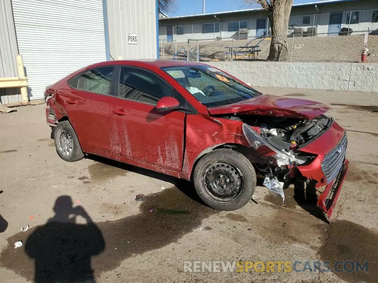 4 fotografías del automóvil dañado 3KPC24A31KE085268 HYUNDAI ACCENT 2019