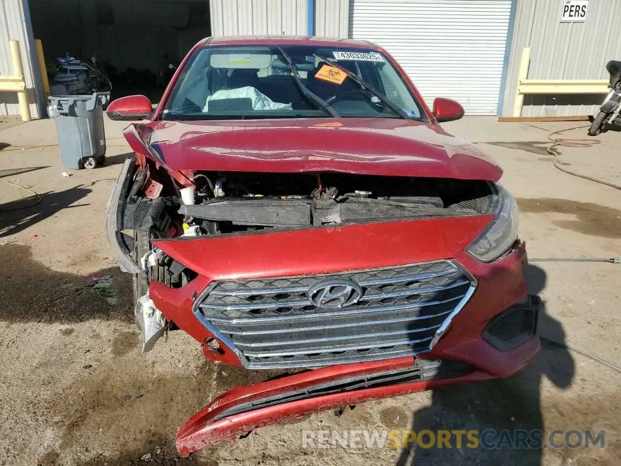 5 fotografías del automóvil dañado 3KPC24A31KE085268 HYUNDAI ACCENT 2019