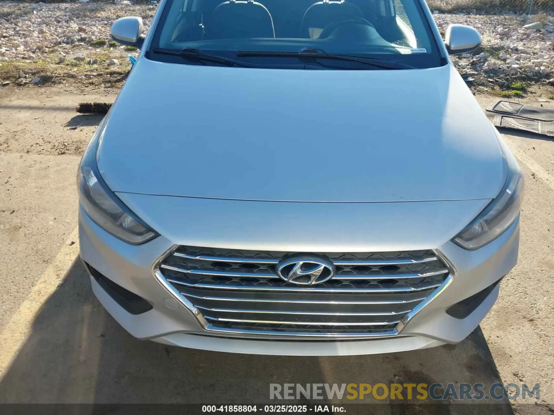 12 fotografías del automóvil dañado 3KPC24A32KE059830 HYUNDAI ACCENT 2019