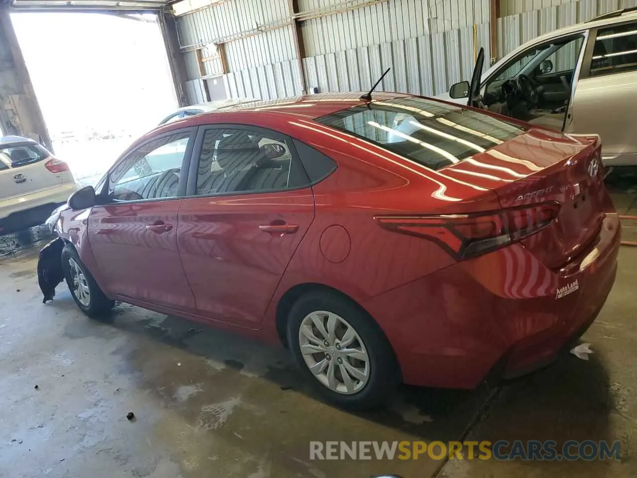 2 fotografías del automóvil dañado 3KPC24A32KE077647 HYUNDAI ACCENT 2019