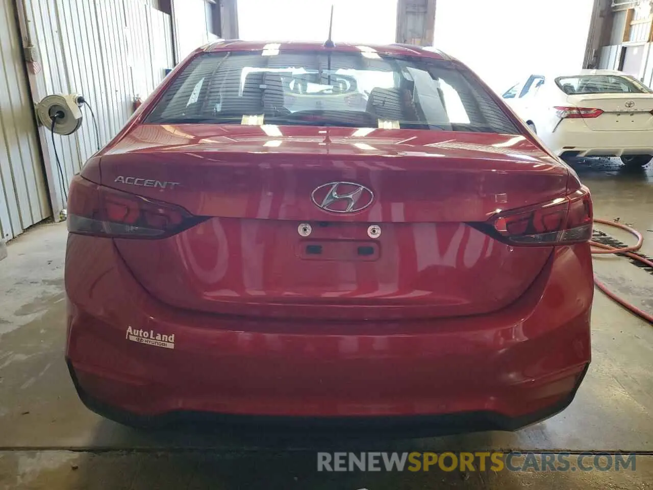 6 fotografías del automóvil dañado 3KPC24A32KE077647 HYUNDAI ACCENT 2019