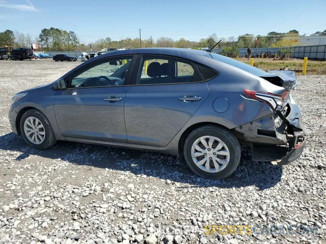 2 fotografías del automóvil dañado 3KPC24A33KE058668 HYUNDAI ACCENT 2019