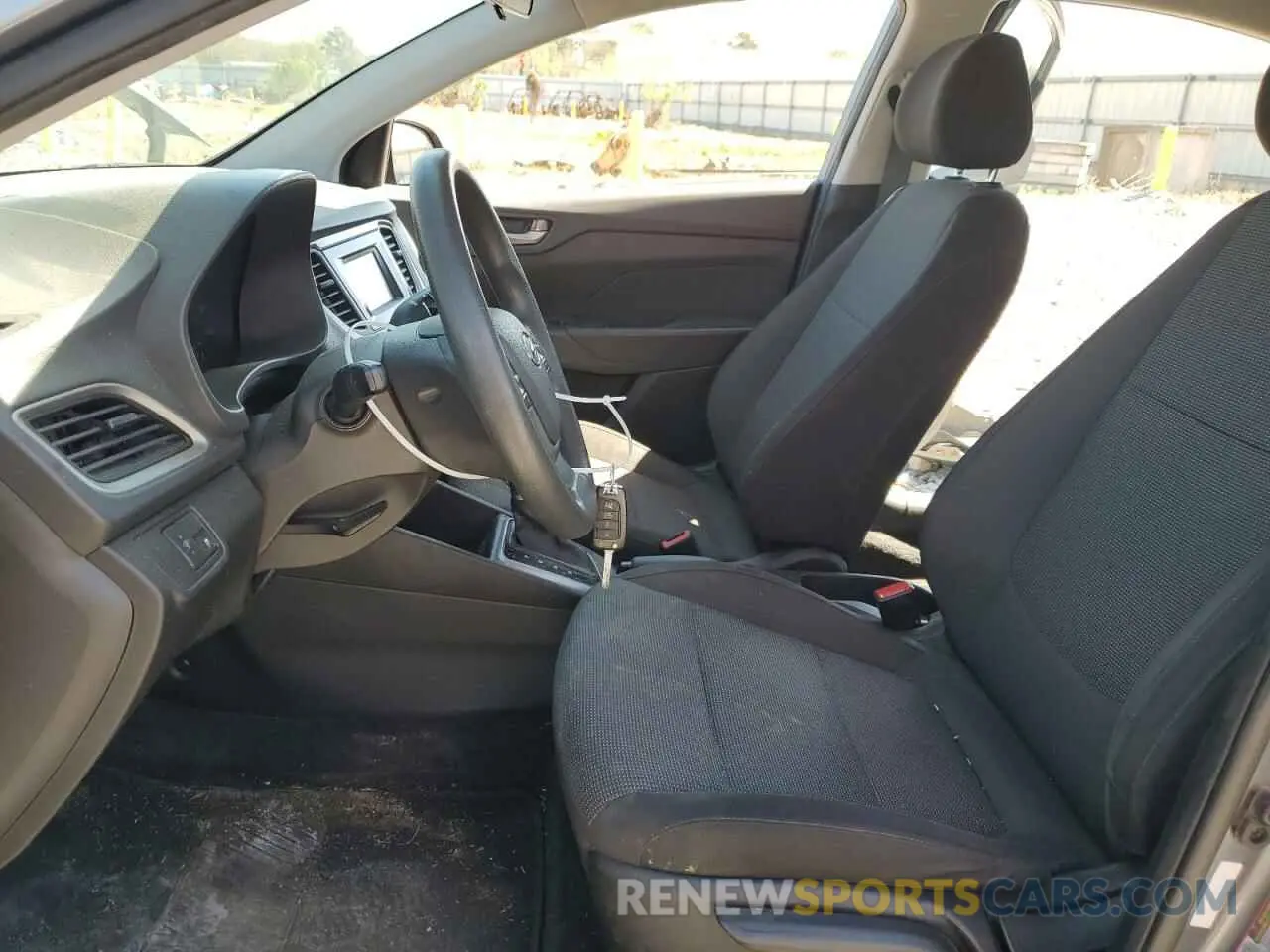 7 fotografías del automóvil dañado 3KPC24A33KE058668 HYUNDAI ACCENT 2019