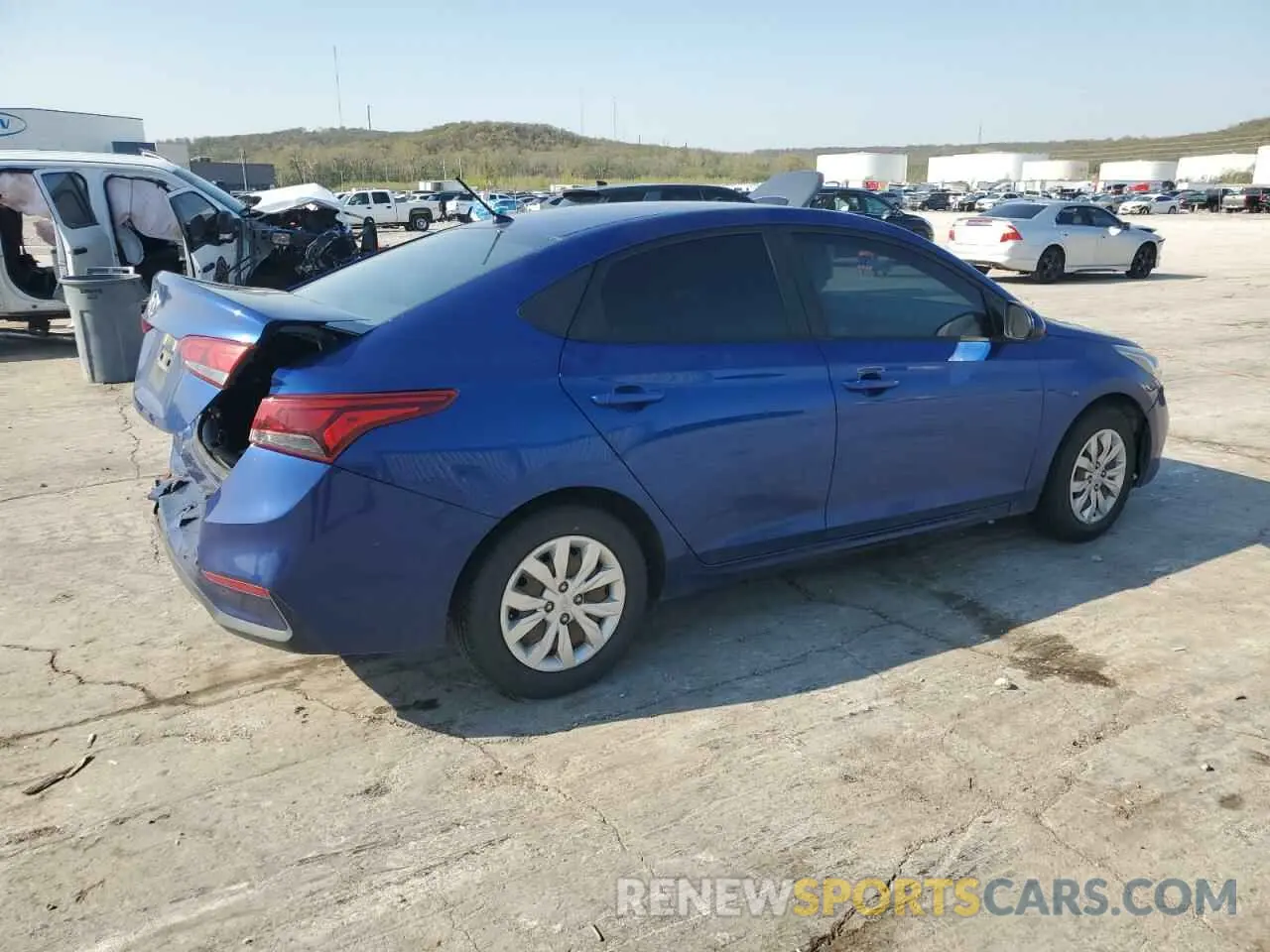 3 fotografías del automóvil dañado 3KPC24A33KE075650 HYUNDAI ACCENT 2019