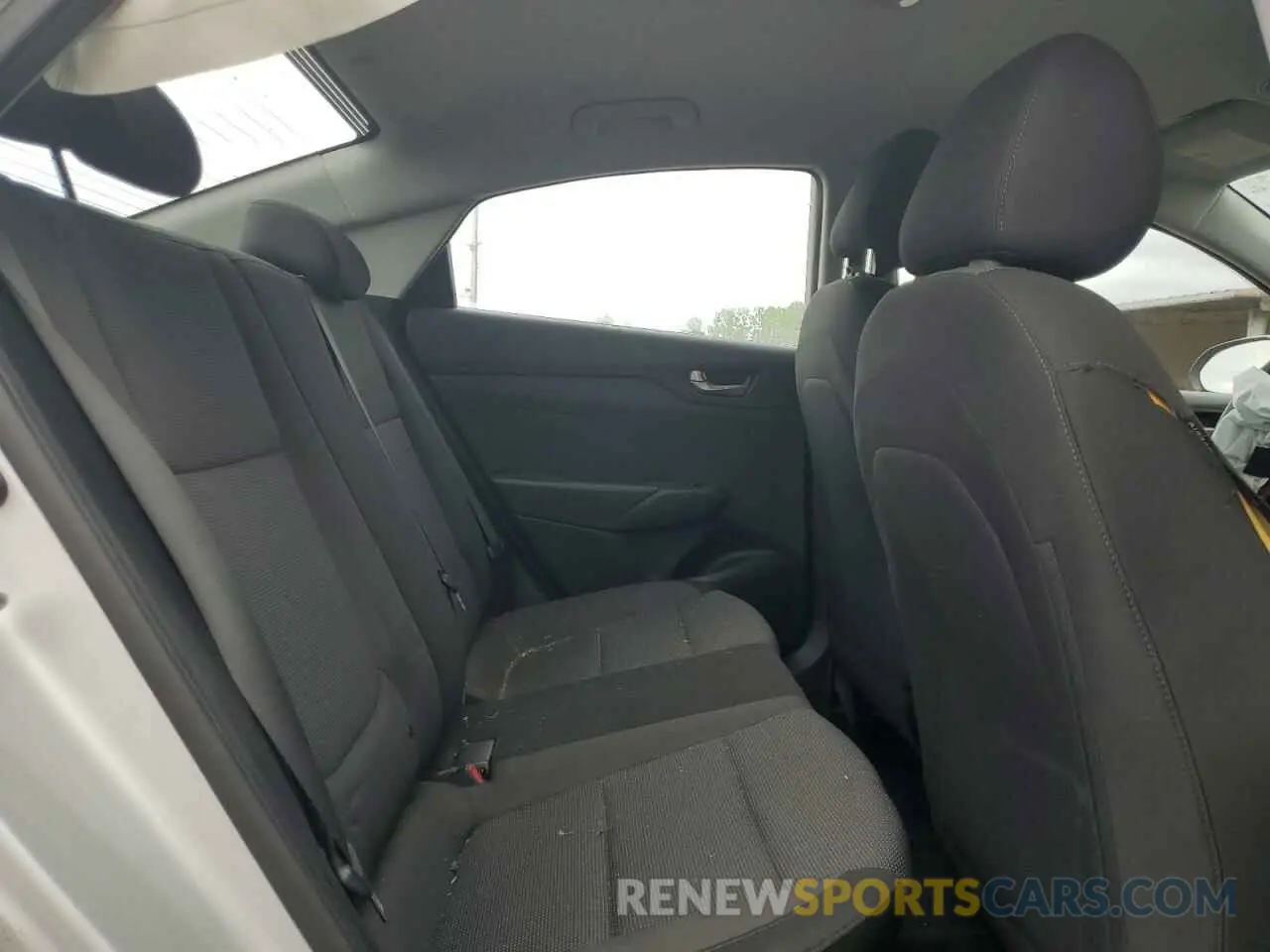 10 fotografías del automóvil dañado 3KPC24A33KE079861 HYUNDAI ACCENT 2019