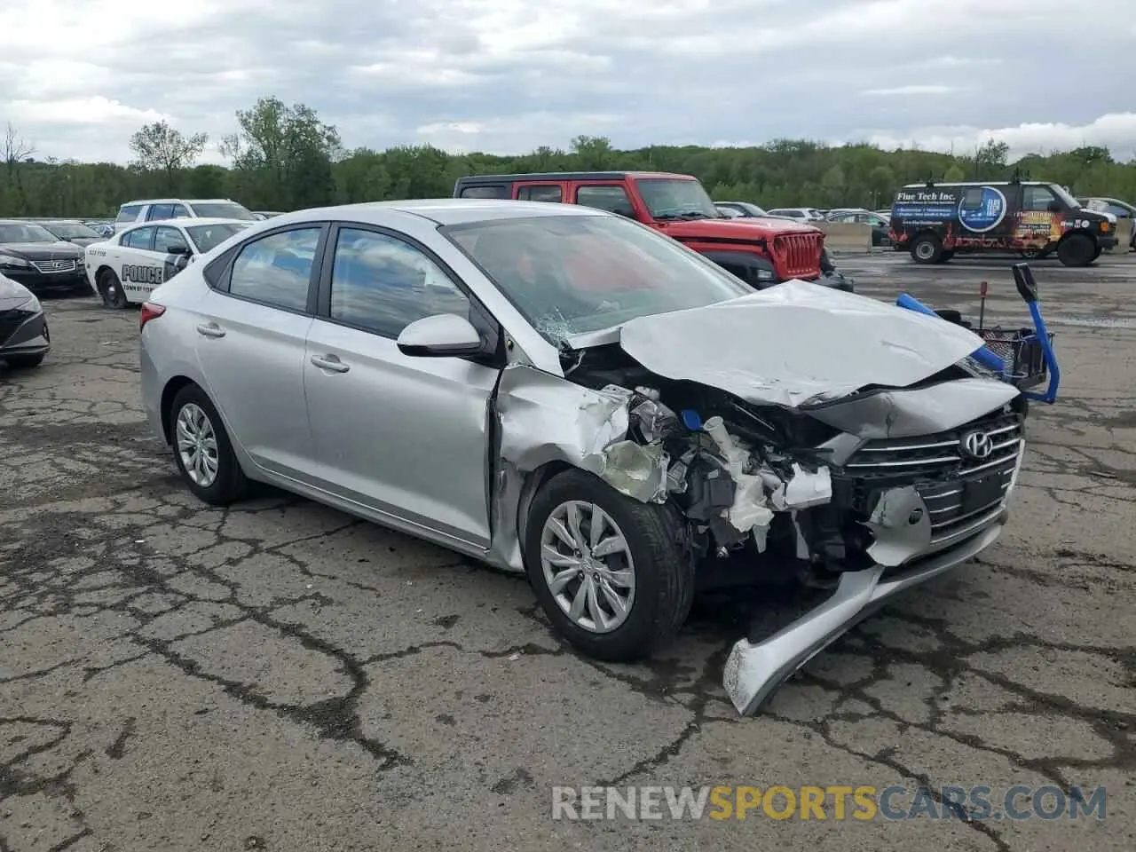 4 fotografías del automóvil dañado 3KPC24A33KE079861 HYUNDAI ACCENT 2019