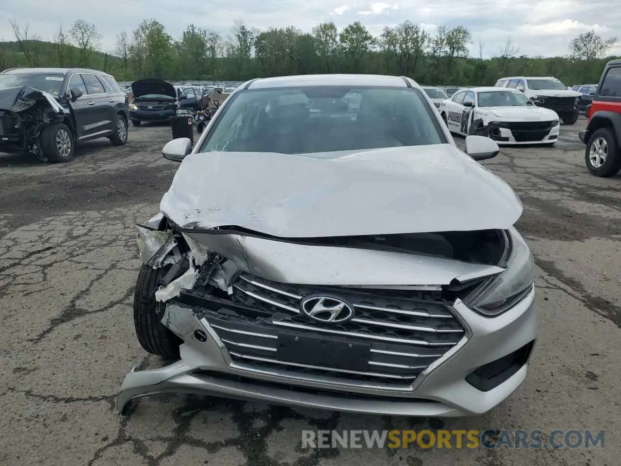 5 fotografías del automóvil dañado 3KPC24A33KE079861 HYUNDAI ACCENT 2019