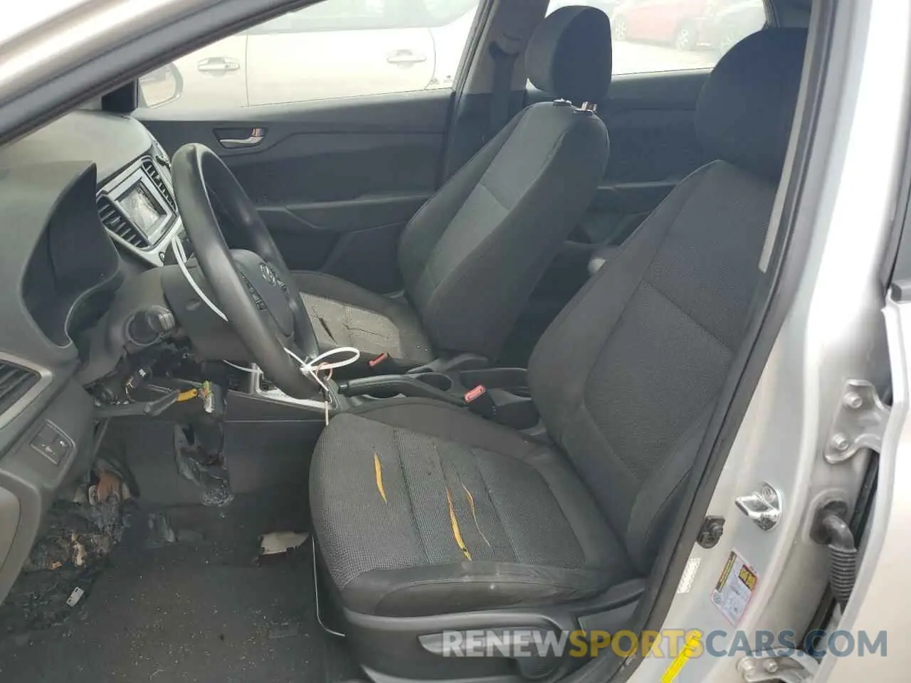 7 fotografías del automóvil dañado 3KPC24A33KE084235 HYUNDAI ACCENT 2019