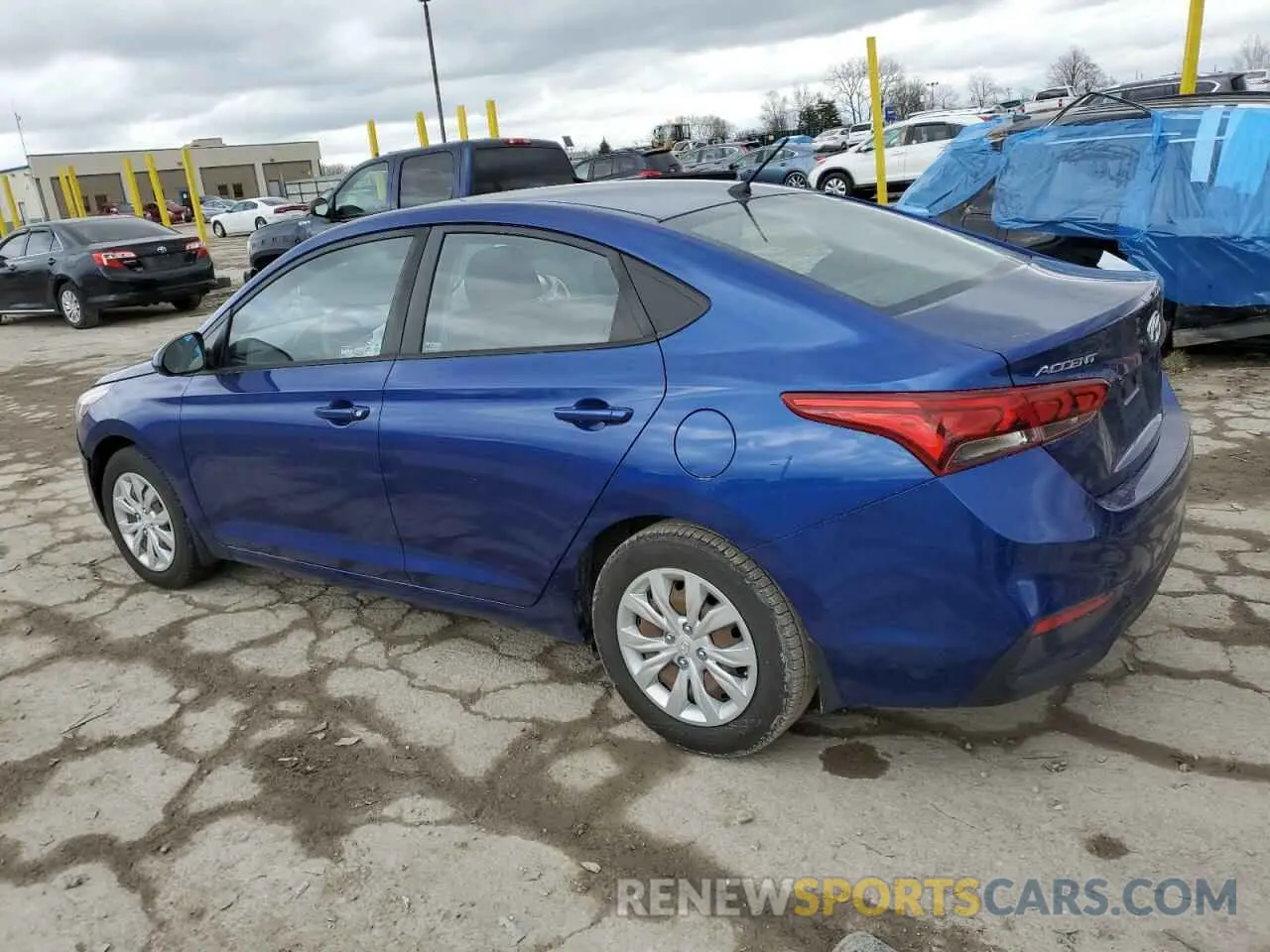 2 fotografías del automóvil dañado 3KPC24A34KE055312 HYUNDAI ACCENT 2019