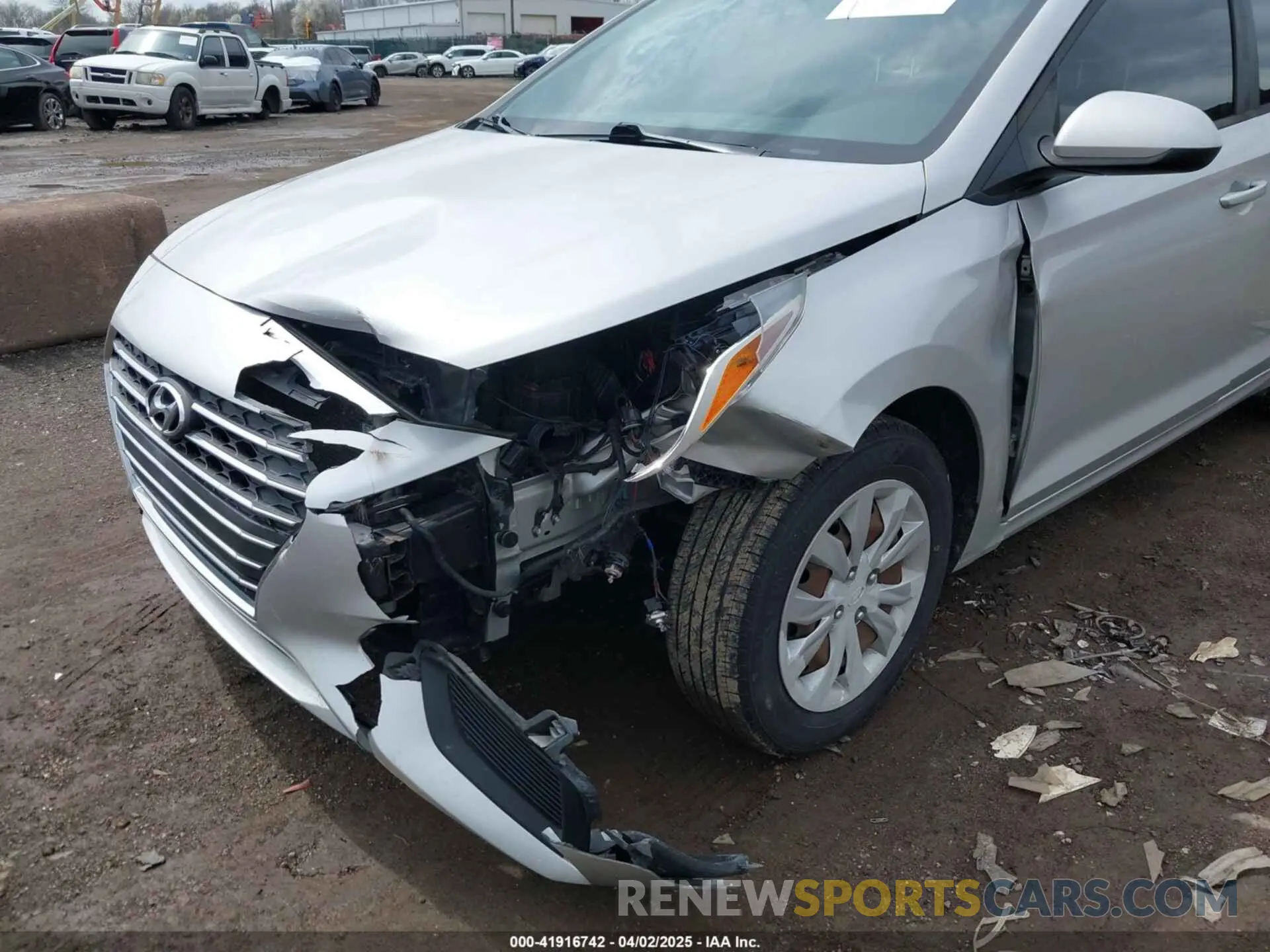 6 fotografías del automóvil dañado 3KPC24A35KE052161 HYUNDAI ACCENT 2019