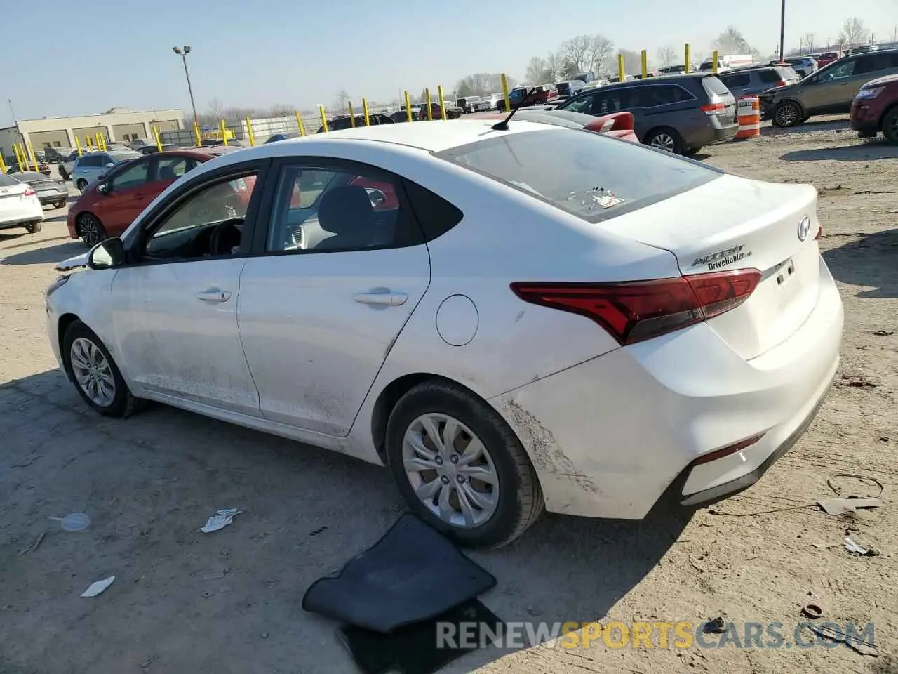2 fotografías del automóvil dañado 3KPC24A35KE060664 HYUNDAI ACCENT 2019