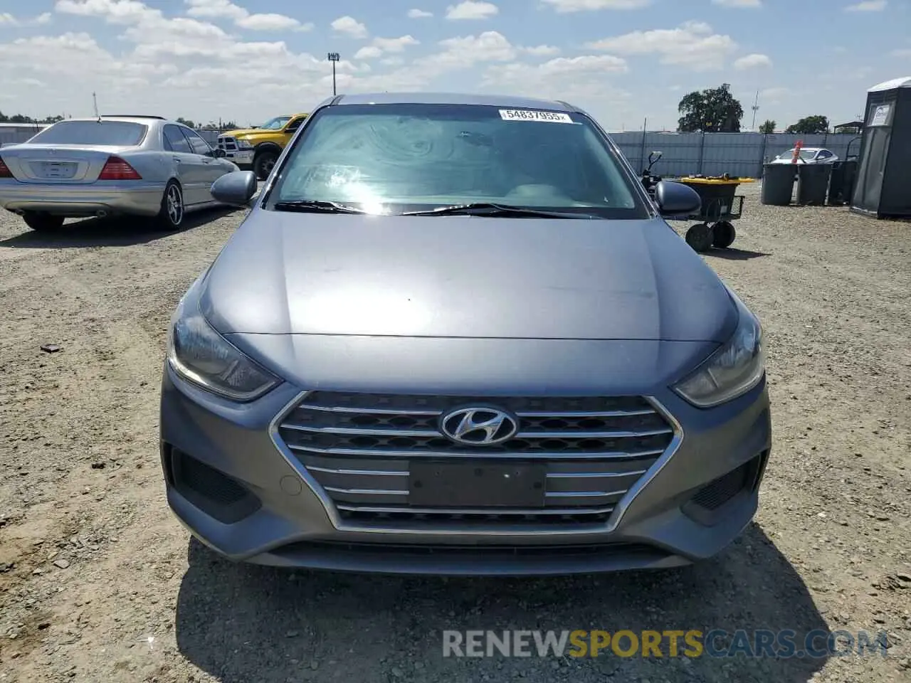 5 fotografías del automóvil dañado 3KPC24A35KE062334 HYUNDAI ACCENT 2019