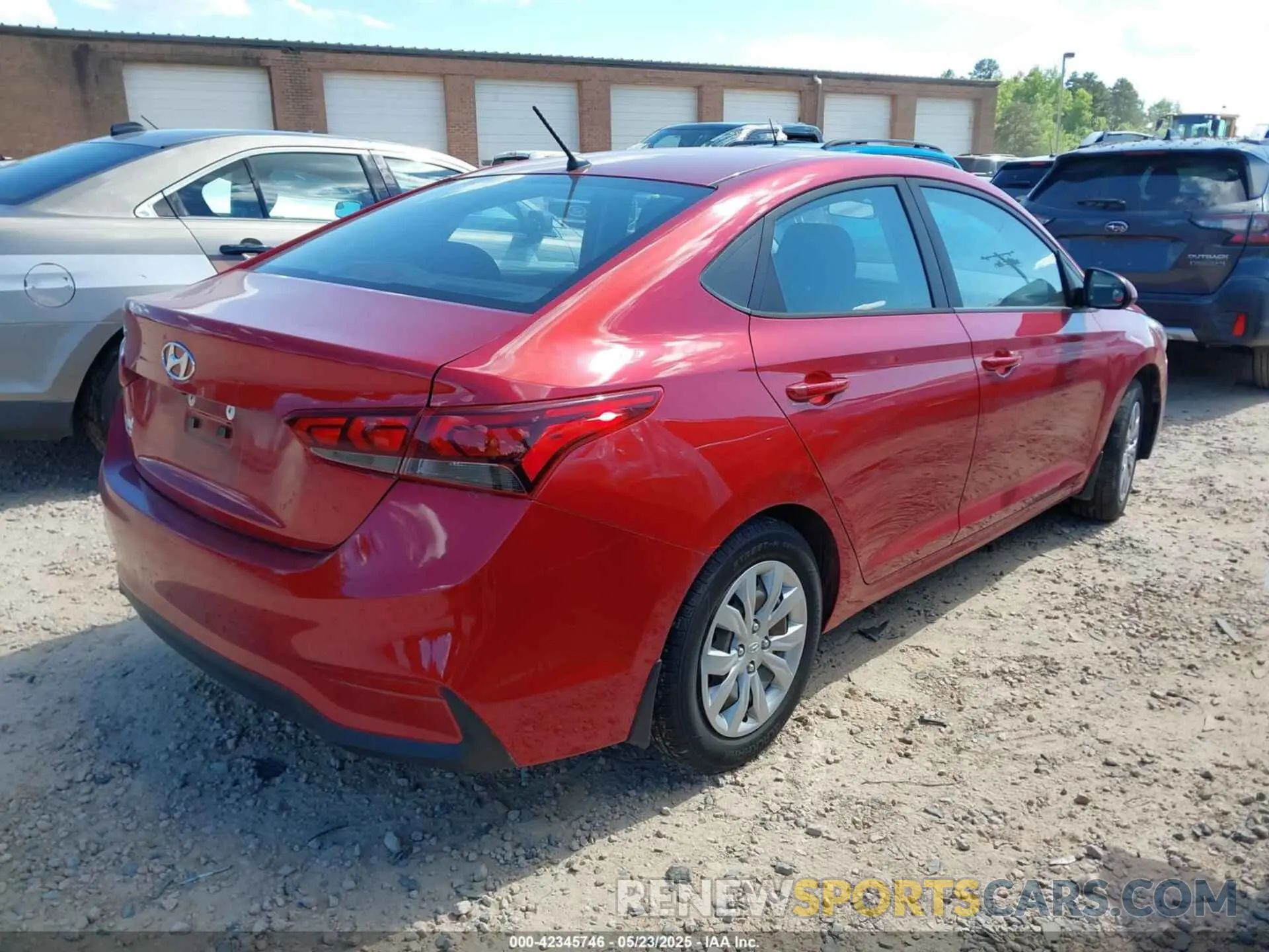 4 fotografías del automóvil dañado 3KPC24A35KE064617 HYUNDAI ACCENT 2019
