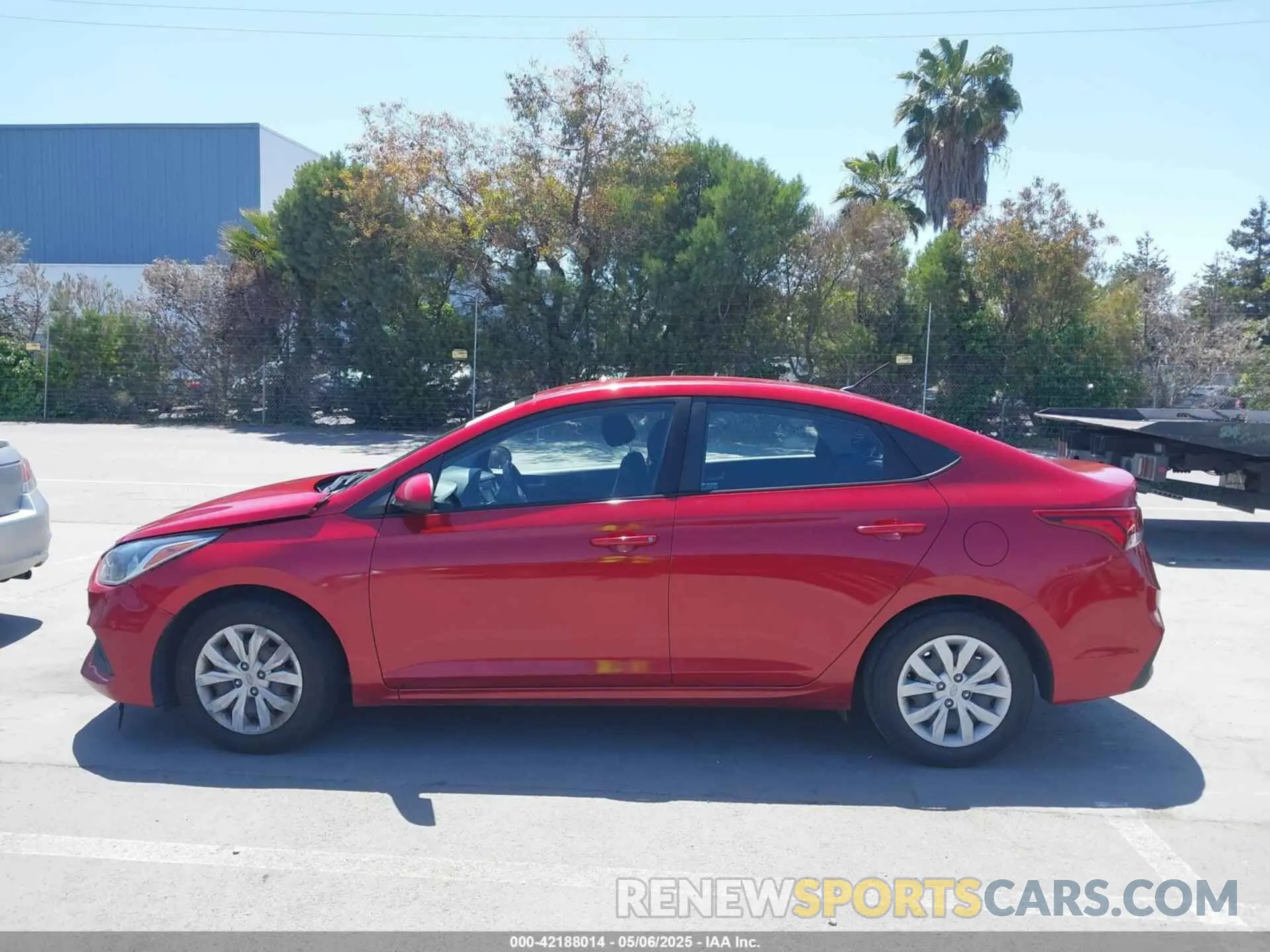 13 fotografías del automóvil dañado 3KPC24A35KE076749 HYUNDAI ACCENT 2019