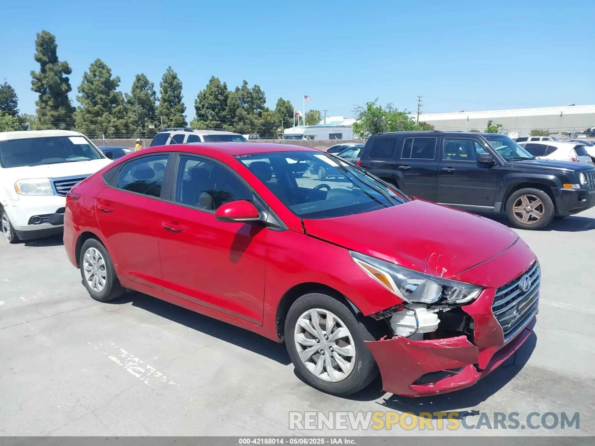 16 fotografías del automóvil dañado 3KPC24A35KE076749 HYUNDAI ACCENT 2019