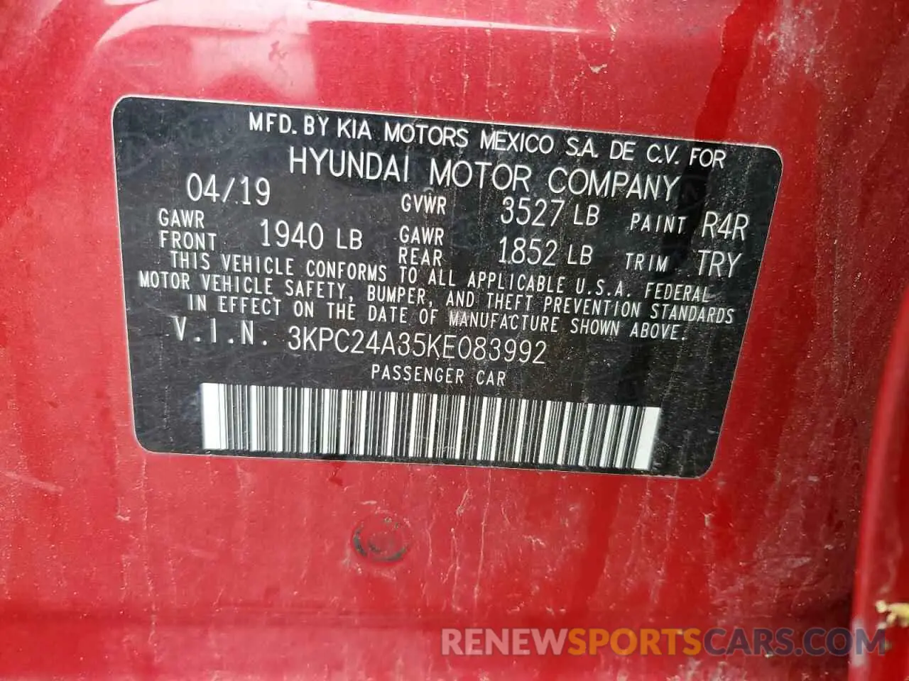 12 fotografías del automóvil dañado 3KPC24A35KE083992 HYUNDAI ACCENT 2019