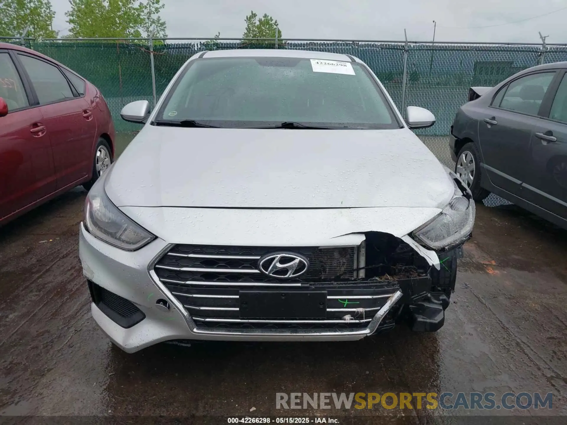 12 fotografías del automóvil dañado 3KPC24A36KE056459 HYUNDAI ACCENT 2019