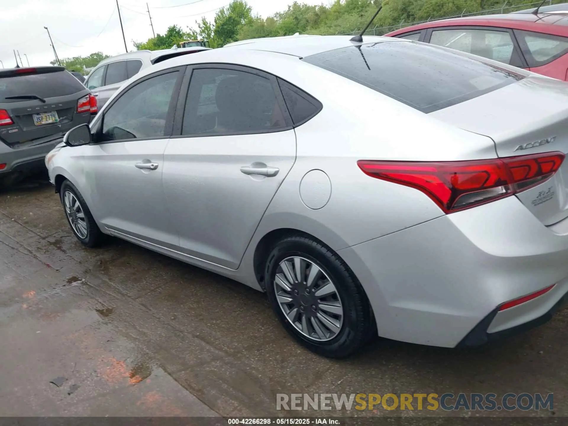 14 fotografías del automóvil dañado 3KPC24A36KE056459 HYUNDAI ACCENT 2019