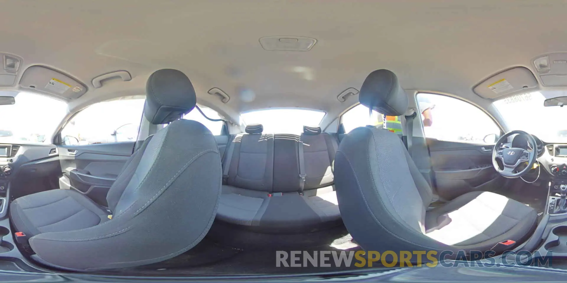 14 fotografías del automóvil dañado 3KPC24A36KE068370 HYUNDAI ACCENT 2019