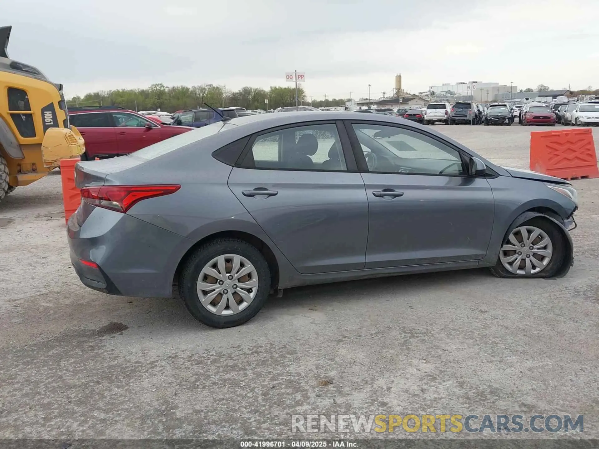14 fotografías del automóvil dañado 3KPC24A37KE049861 HYUNDAI ACCENT 2019