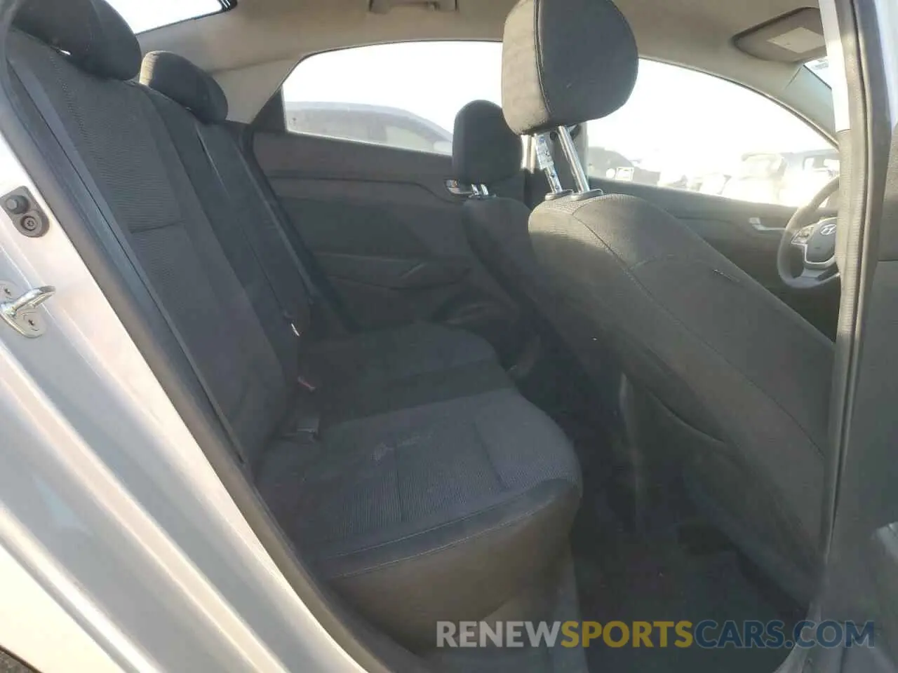 10 fotografías del automóvil dañado 3KPC24A37KE055336 HYUNDAI ACCENT 2019